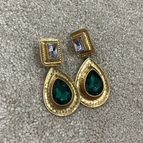 Elegant Gold and Green Drop Earrings - Picture 3 of 3